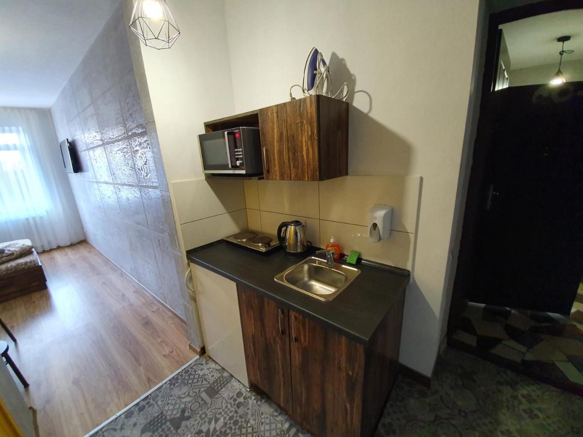 Near Trainstation 603 Apartment Ivano-Frankivsk Ngoại thất bức ảnh