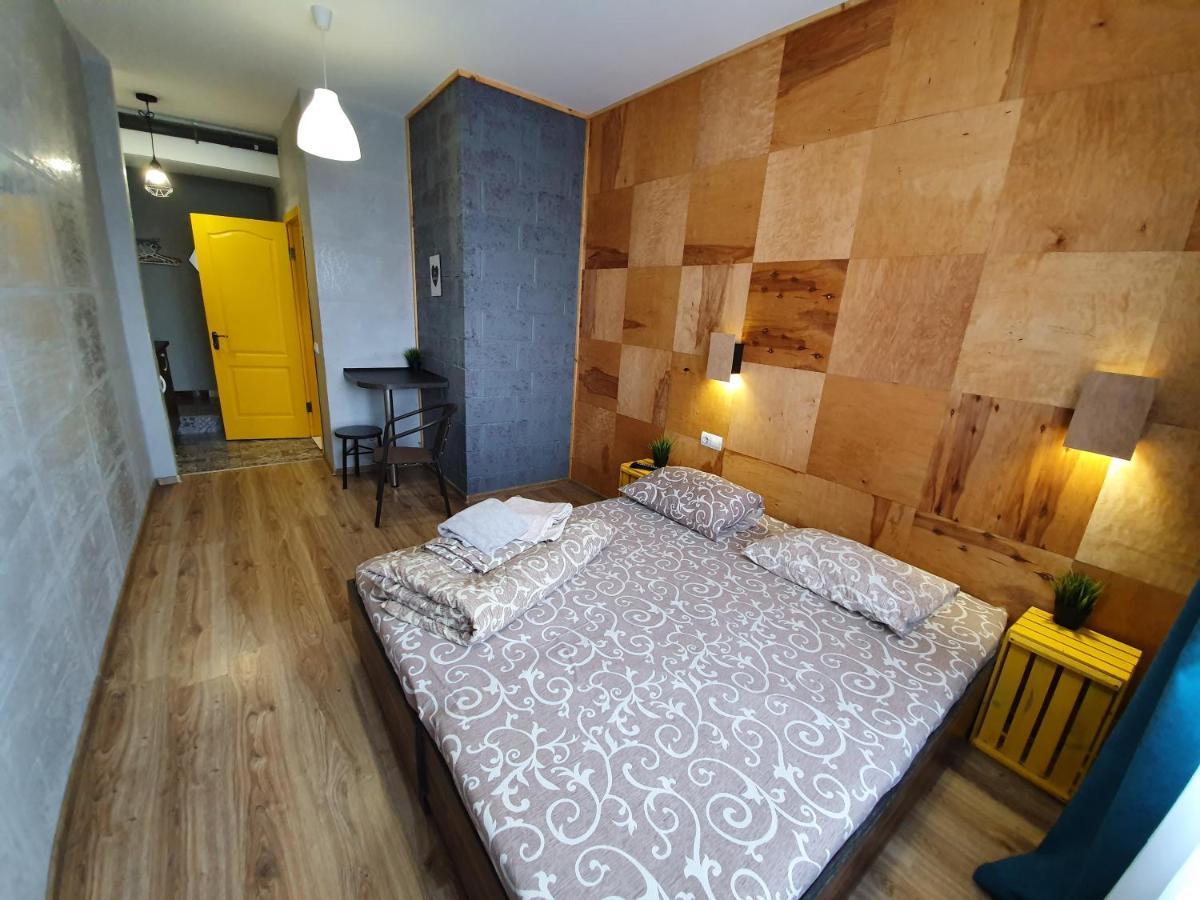 Near Trainstation 603 Apartment Ivano-Frankivsk Ngoại thất bức ảnh